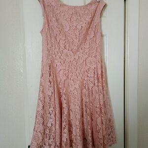 Elegant Pink Lace Dress